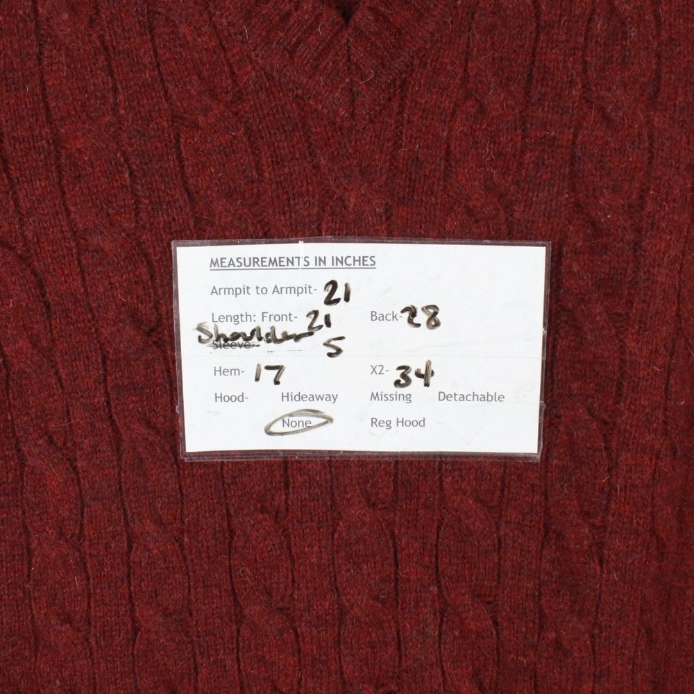 LL Bean Red 100% Wool Shetland V-Neck Cable Knit Pullover Vest Size L - Picture 9 of 9